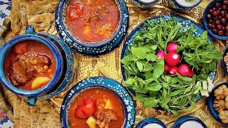 آبگوشت، غذای محبوب آذری‌ها